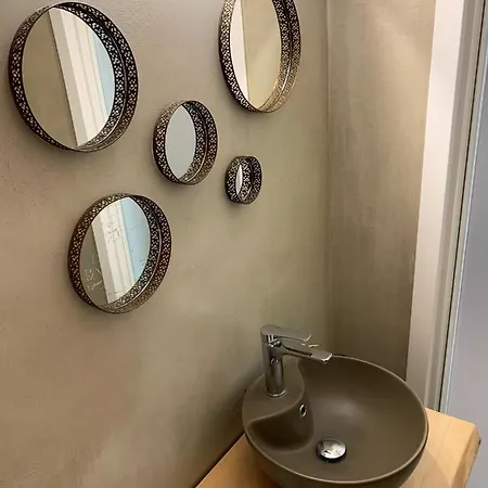 F.t.p Luxury Патра